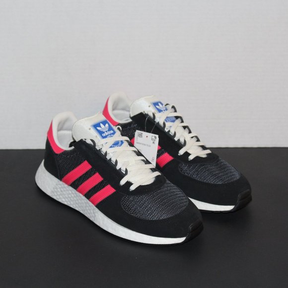 adidas marathon tech carbon